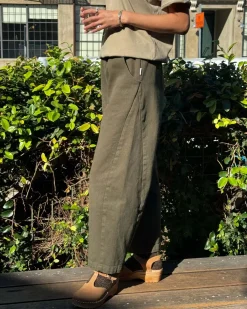 Le Bon Shoppe Arc Pants - Olive Online