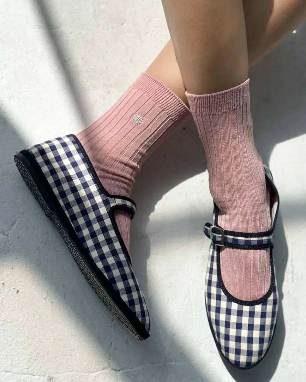 Le Bon Shoppe Embroidered Her Socks - Pink Soda + Silver Seashell Discount