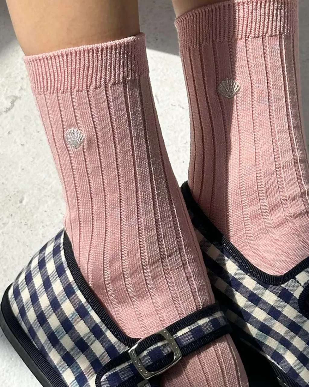 Le Bon Shoppe Embroidered Her Socks - Pink Soda + Silver Seashell Discount