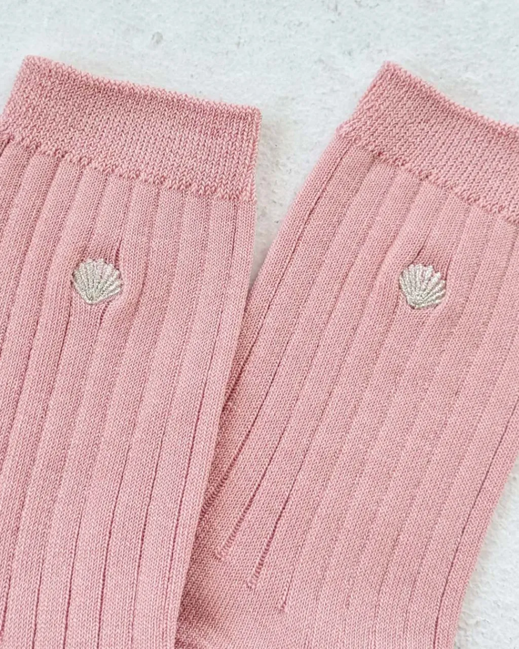Le Bon Shoppe Embroidered Her Socks - Pink Soda + Silver Seashell Discount