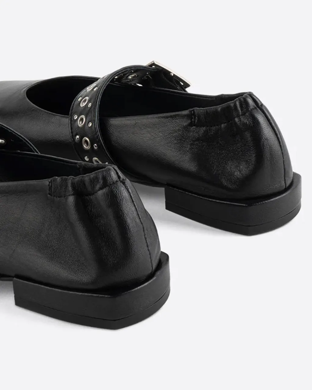 Intentionally Blank Forum Mary Jane - Black New