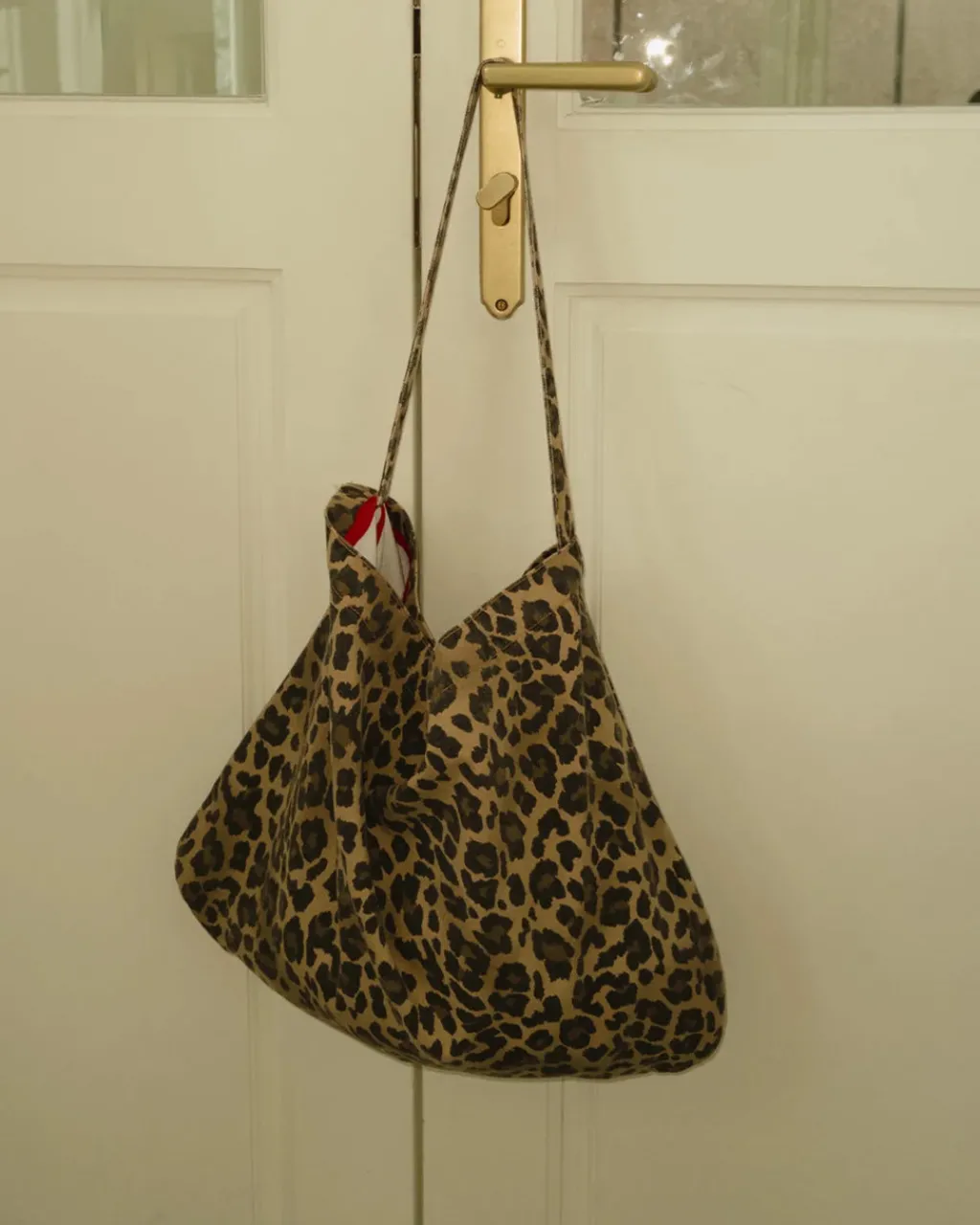 Le Bon Shoppe Happy Carry Bag - Leopard Online