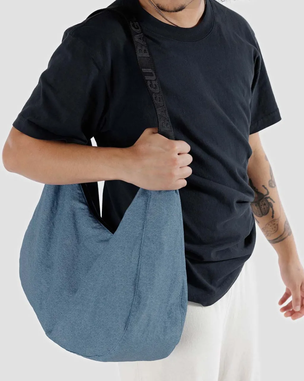 Baggu Large Nylon Crescent Bag - Digital Denim Outlet