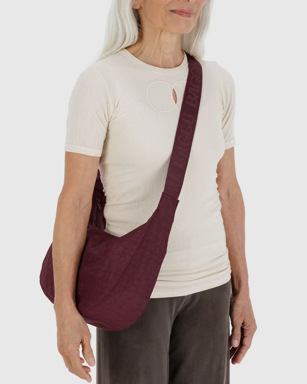 Baggu Medium Nylon Crescent Bag w/ Key Leash - Mahogany New
