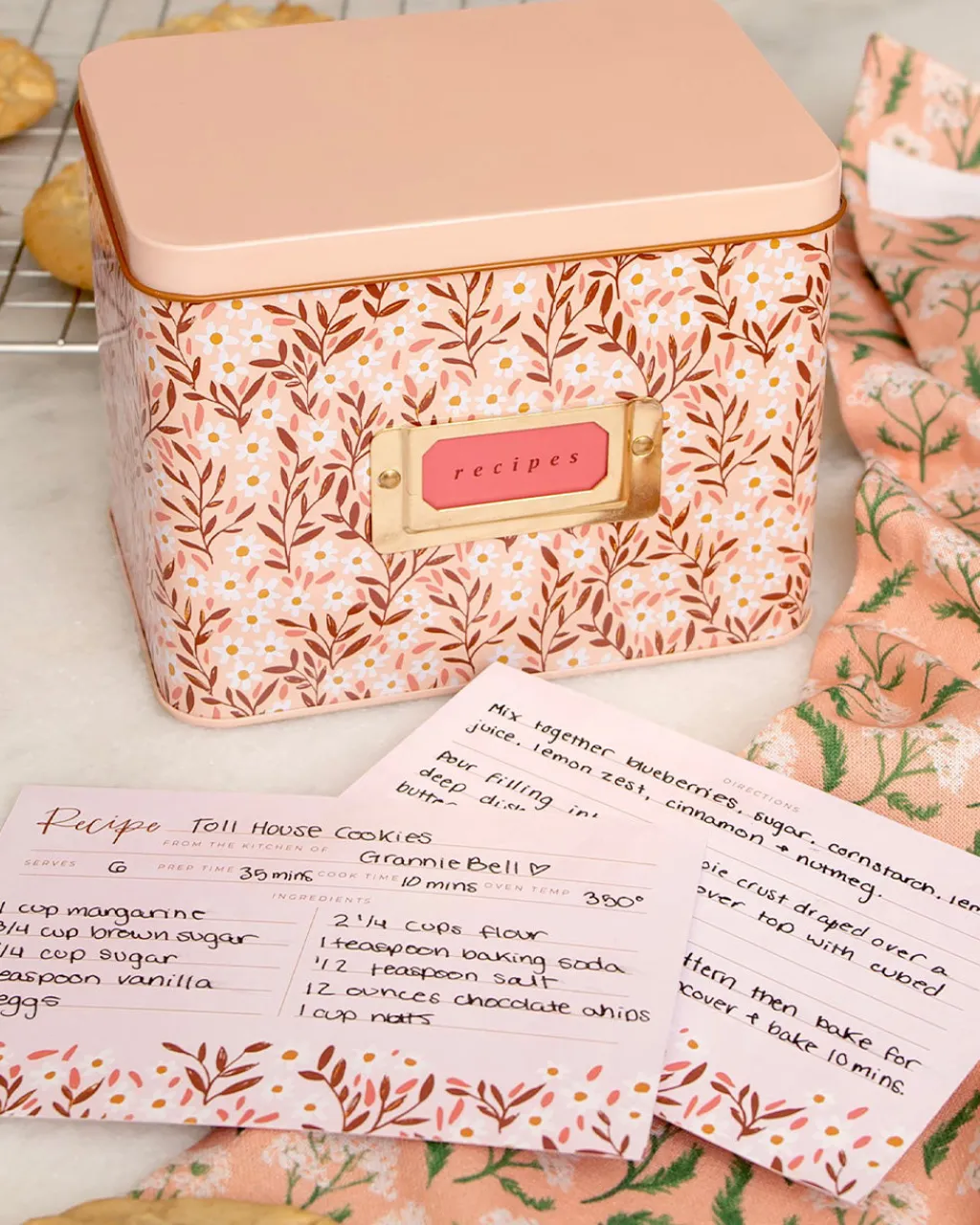 1canoe2 Tin Recipe Box Pink Daisy Outlet