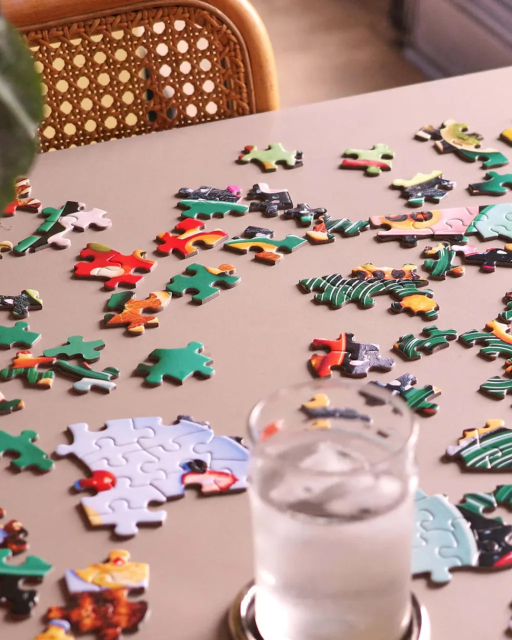Le Puzz Puzzle Raisin' An Eyebrow Hot