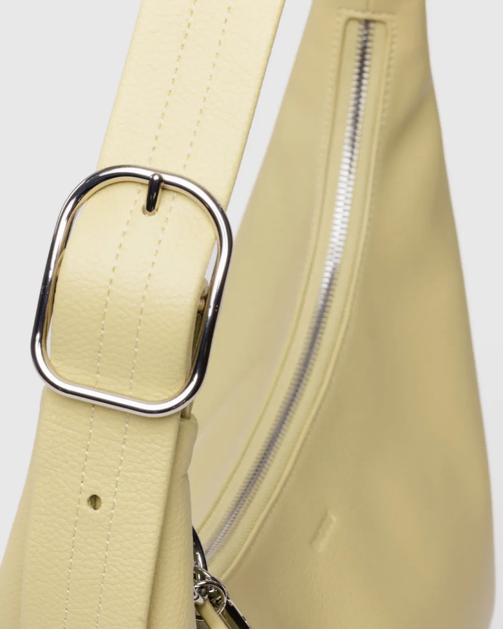 Baggu Recycled Leather Shoulder Bag - Straw