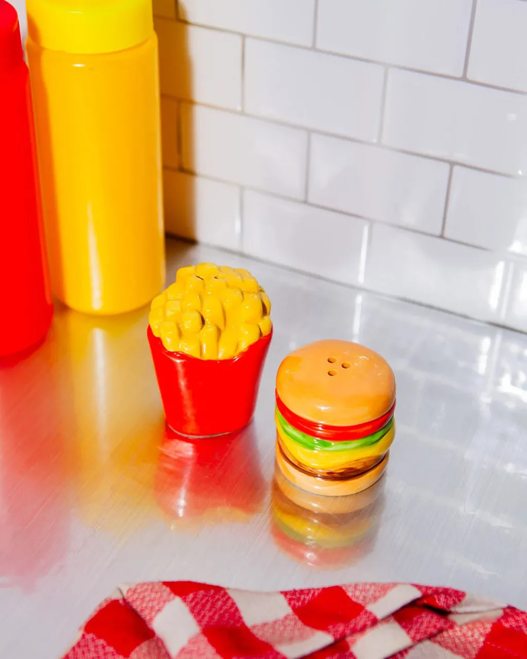 DOIY Salt And Pepper Shakers - Burger + Fries Discount
