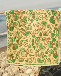 Mollusk Shroom Towel - Tan + Green Best