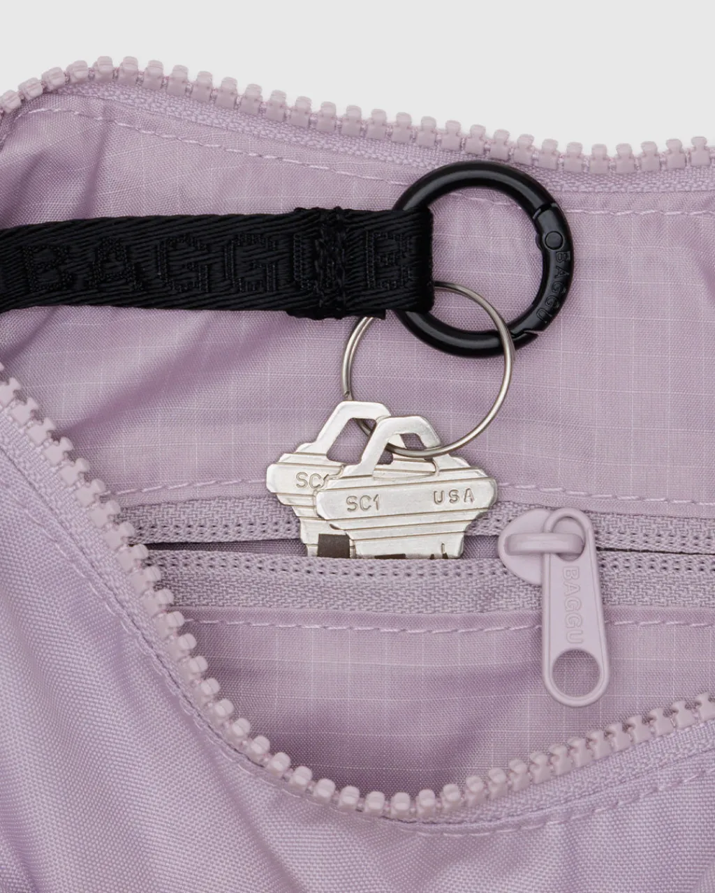Baggu Small Nylon Crescent Bag w/ Key Leash - Dusty Pink Outlet