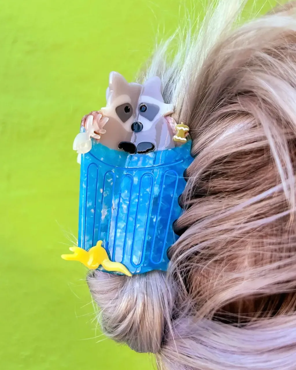 The Peach Fuzz Trash Panda Raccoon Hair Claw Outlet